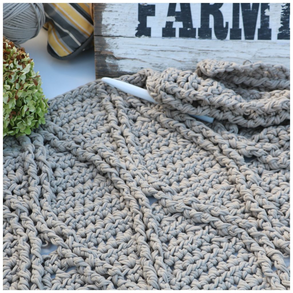 Crochet Cabled Blanket