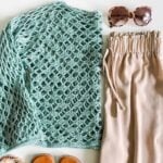 Free pattern and video tutorial for an easy one piece lace crochet top.