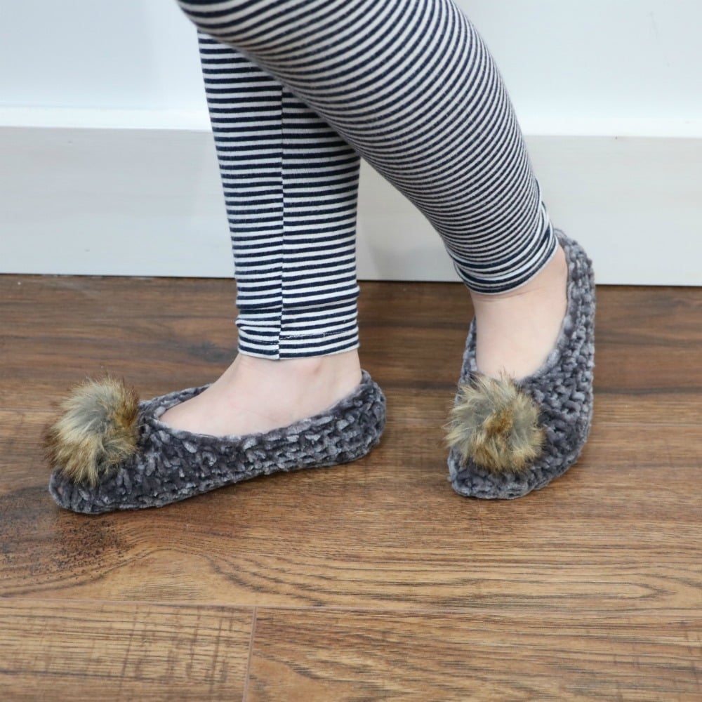 Quick Easy Velvet Ballet Slippers MJ s off the Hook Designs