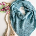 Learn how to create a stunning herringbone stitch crochet shawl with our free pattern and video tutorial.