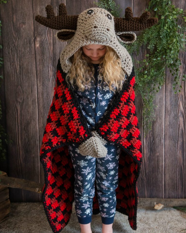 Crochet Hooded Moose Blanket MJ's off the Hook Designs