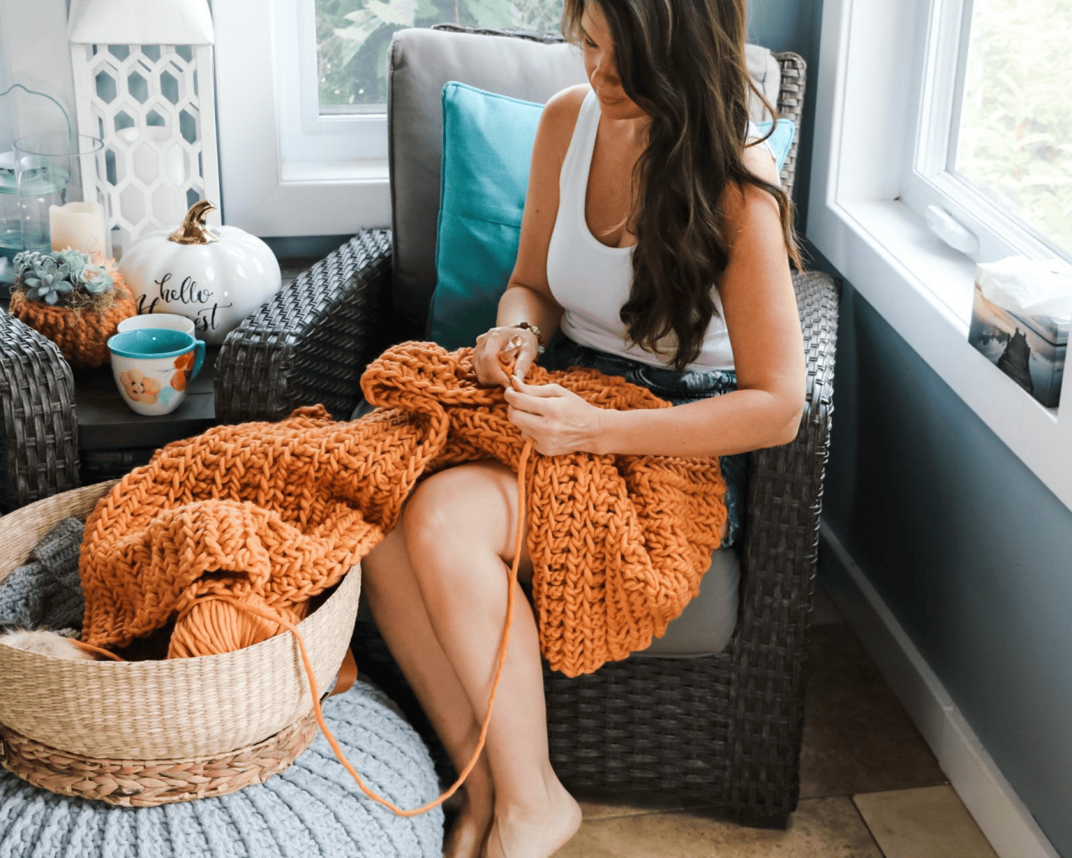 Crochet Chunky Blanket - Free Pattern - MJ's off the Hook Designs