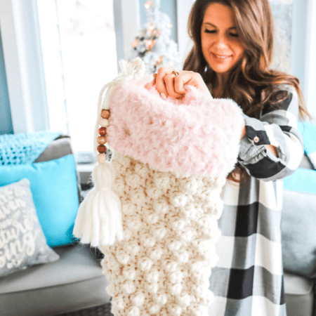 Buttons & Bobbles Tree Skirt Pattern - MJ's off the Hook Designs