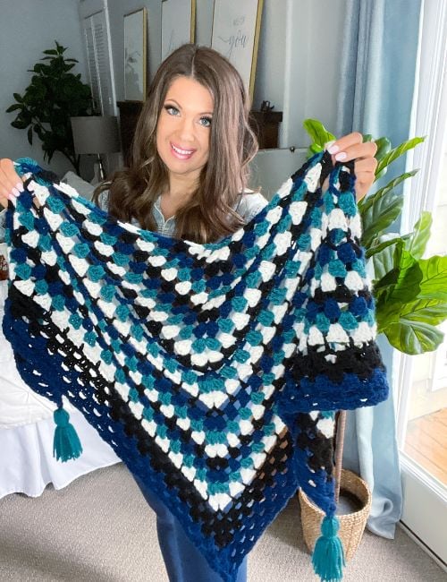 Forest Trail triangle shawl free crochet pattern