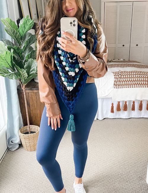 Forest Trail triangle shawl free crochet pattern