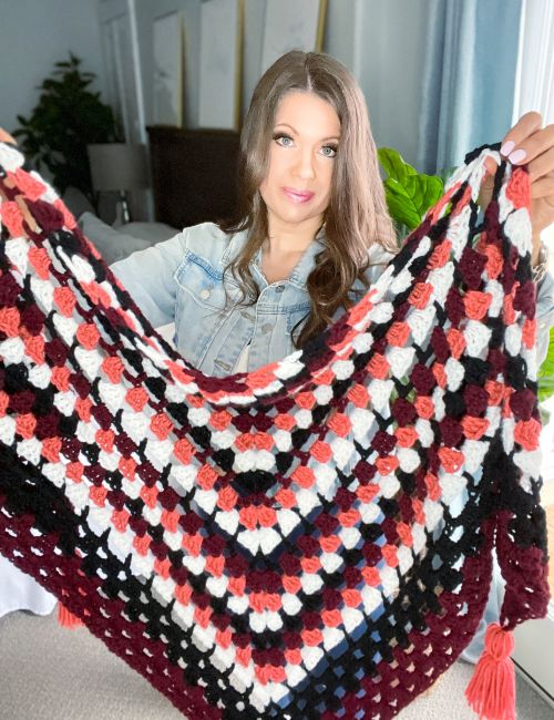 Forest Trail triangle shawl free crochet pattern
