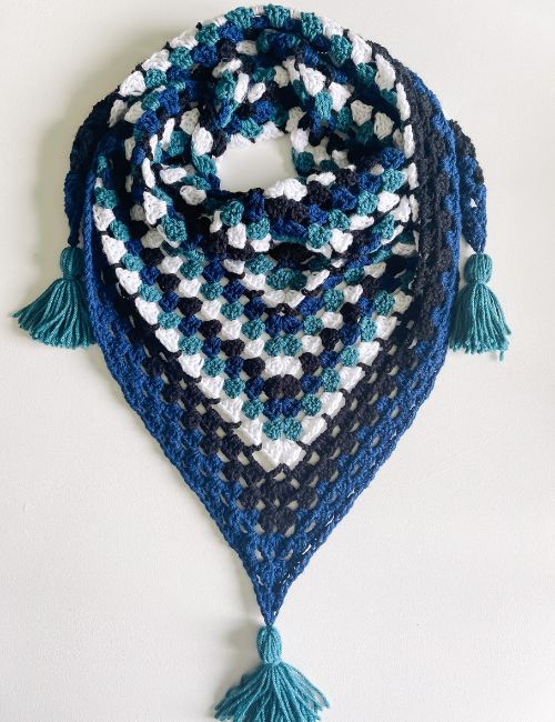 Forest Trail triangle shawl free crochet pattern