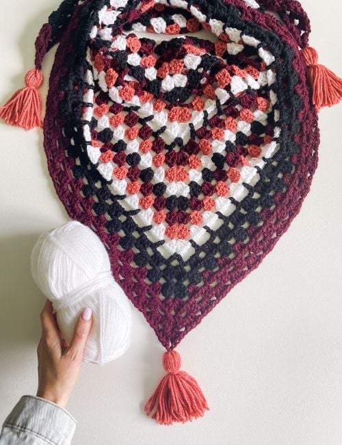 Forest Trail triangle shawl free crochet pattern