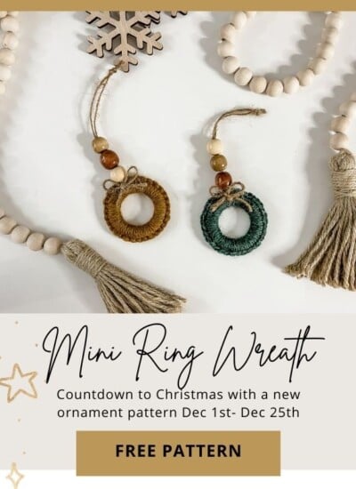 New mini ring wreath with tassels and a free pattern.