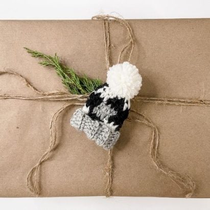Mini Plaid Hat Ornament - Free Crochet pattern - MJ's off the Hook Designs