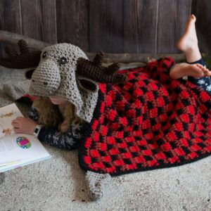 Moose Pattern Print Hooded Blanket