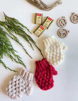 Mini Puff Stitch Mitten Crochet Pattern - MJ's off the Hook Designs