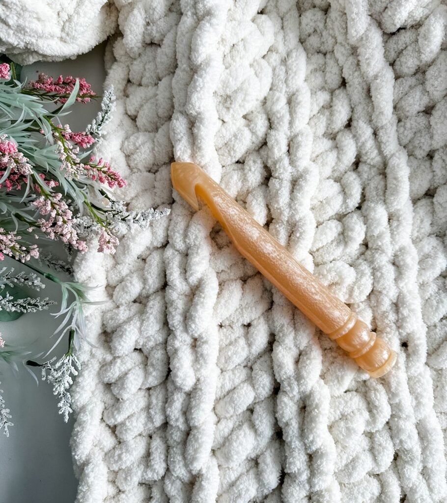 Chunky Cabin Throw