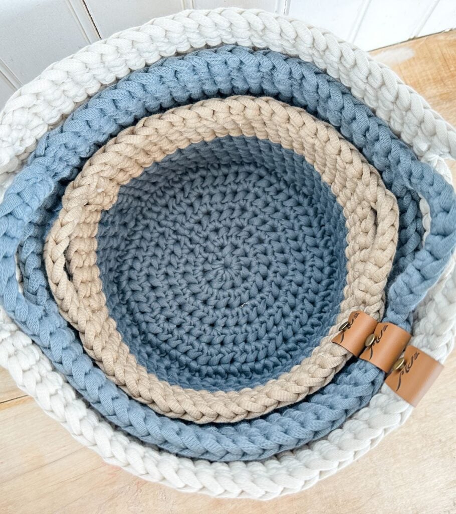Two-Toned Crochet Nesting Baskets
