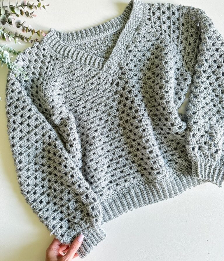BiBi V-Neck Crochet Long Sleeve Sweater main image 0