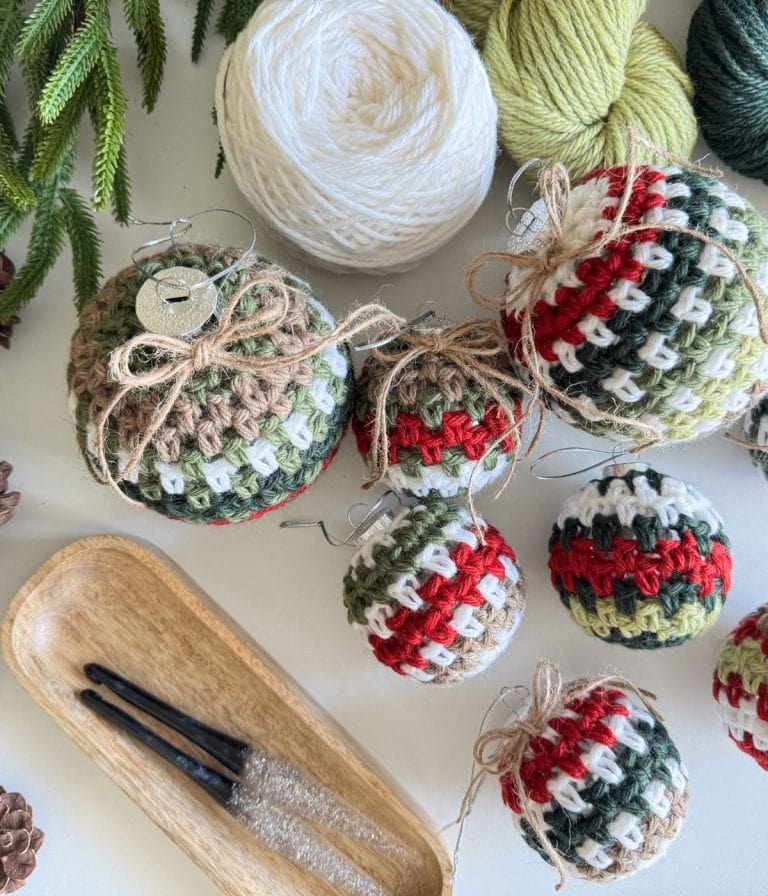 Free Easy Crochet Christmas Ornament Pattern - MJ's off the Hook Designs