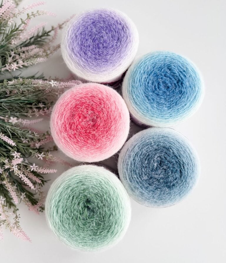 How to Work With Colour Phasing Yarn